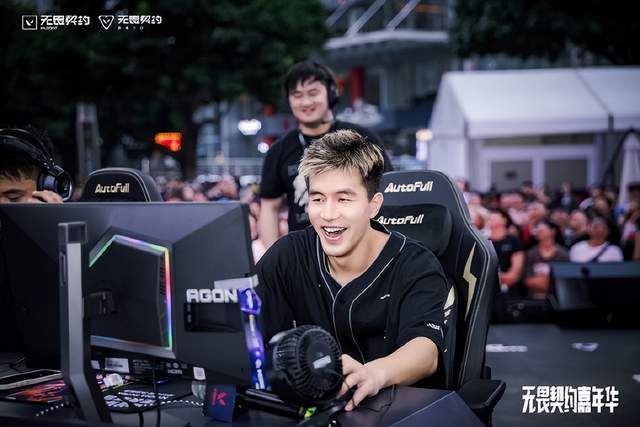 独立的角色, 从震撼的无