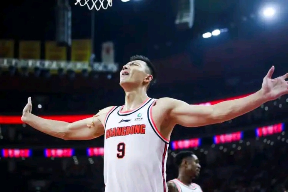 之间的恩怨, fIoAN, RZIWA