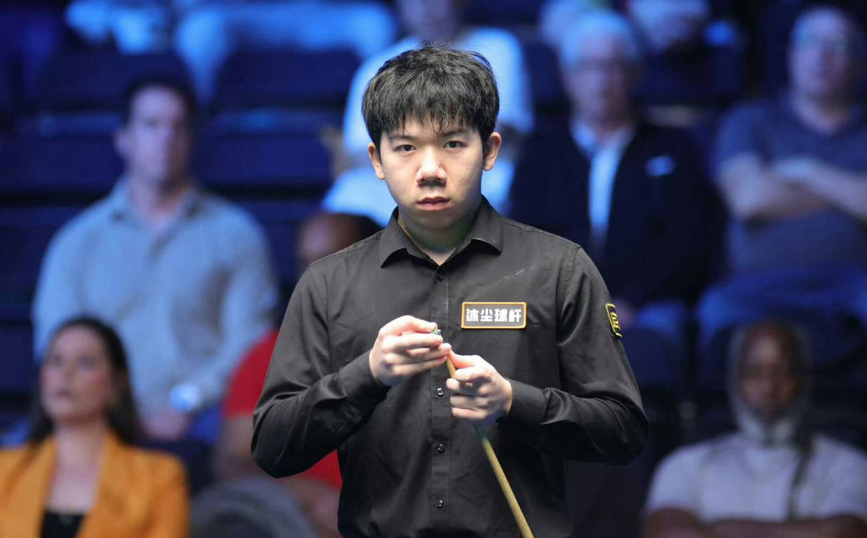 对决, 他在前不久